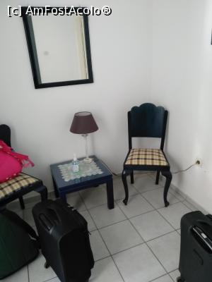 [P03] Antreul din apartamentul nostru » foto by ilee
 - 
<span class="allrVoted glyphicon glyphicon-heart hidden" id="av1248502"></span>
<a class="m-l-10 hidden" id="sv1248502" onclick="voting_Foto_DelVot(,1248502,27028)" role="button">șterge vot <span class="glyphicon glyphicon-remove"></span></a>
<a id="v91248502" class=" c-red"  onclick="voting_Foto_SetVot(1248502)" role="button"><span class="glyphicon glyphicon-heart-empty"></span> <b>LIKE</b> = Votează poza</a> <img class="hidden"  id="f1248502W9" src="/imagini/loader.gif" border="0" /><span class="AjErrMes hidden" id="e1248502ErM"></span>