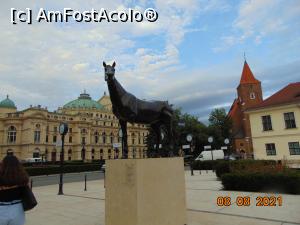[P04] Cracovia- la calul schiop, donatie a statului Malta » foto by Yolanda
 - 
<span class="allrVoted glyphicon glyphicon-heart hidden" id="av1251660"></span>
<a class="m-l-10 hidden" id="sv1251660" onclick="voting_Foto_DelVot(,1251660,27057)" role="button">șterge vot <span class="glyphicon glyphicon-remove"></span></a>
<a id="v91251660" class=" c-red"  onclick="voting_Foto_SetVot(1251660)" role="button"><span class="glyphicon glyphicon-heart-empty"></span> <b>LIKE</b> = Votează poza</a> <img class="hidden"  id="f1251660W9" src="/imagini/loader.gif" border="0" /><span class="AjErrMes hidden" id="e1251660ErM"></span>
