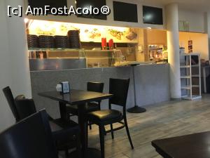 [P02] Interior Aladin Kebap » foto by AZE
 - 
<span class="allrVoted glyphicon glyphicon-heart hidden" id="av1255626"></span>
<a class="m-l-10 hidden" id="sv1255626" onclick="voting_Foto_DelVot(,1255626,27090)" role="button">șterge vot <span class="glyphicon glyphicon-remove"></span></a>
<a id="v91255626" class=" c-red"  onclick="voting_Foto_SetVot(1255626)" role="button"><span class="glyphicon glyphicon-heart-empty"></span> <b>LIKE</b> = Votează poza</a> <img class="hidden"  id="f1255626W9" src="/imagini/loader.gif" border="0" /><span class="AjErrMes hidden" id="e1255626ErM"></span>