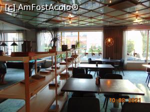 [P12] zona mic dejun si raftul cu câteva carti » foto by Yolanda
 - 
<span class="allrVoted glyphicon glyphicon-heart hidden" id="av1260115"></span>
<a class="m-l-10 hidden" id="sv1260115" onclick="voting_Foto_DelVot(,1260115,27127)" role="button">șterge vot <span class="glyphicon glyphicon-remove"></span></a>
<a id="v91260115" class=" c-red"  onclick="voting_Foto_SetVot(1260115)" role="button"><span class="glyphicon glyphicon-heart-empty"></span> <b>LIKE</b> = Votează poza</a> <img class="hidden"  id="f1260115W9" src="/imagini/loader.gif" border="0" /><span class="AjErrMes hidden" id="e1260115ErM"></span>