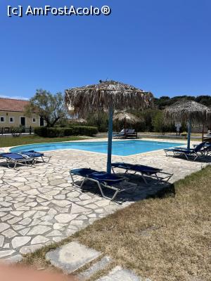 [P27] La piscină » foto by krisstinna
 - 
<span class="allrVoted glyphicon glyphicon-heart hidden" id="av1263213"></span>
<a class="m-l-10 hidden" id="sv1263213" onclick="voting_Foto_DelVot(,1263213,27149)" role="button">șterge vot <span class="glyphicon glyphicon-remove"></span></a>
<a id="v91263213" class=" c-red"  onclick="voting_Foto_SetVot(1263213)" role="button"><span class="glyphicon glyphicon-heart-empty"></span> <b>LIKE</b> = Votează poza</a> <img class="hidden"  id="f1263213W9" src="/imagini/loader.gif" border="0" /><span class="AjErrMes hidden" id="e1263213ErM"></span>