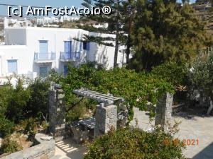 [P07] Andriani's Guest House: foişorul din curte » foto by irinad
 - 
<span class="allrVoted glyphicon glyphicon-heart hidden" id="av1263412"></span>
<a class="m-l-10 hidden" id="sv1263412" onclick="voting_Foto_DelVot(,1263412,27166)" role="button">șterge vot <span class="glyphicon glyphicon-remove"></span></a>
<a id="v91263412" class=" c-red"  onclick="voting_Foto_SetVot(1263412)" role="button"><span class="glyphicon glyphicon-heart-empty"></span> <b>LIKE</b> = Votează poza</a> <img class="hidden"  id="f1263412W9" src="/imagini/loader.gif" border="0" /><span class="AjErrMes hidden" id="e1263412ErM"></span>