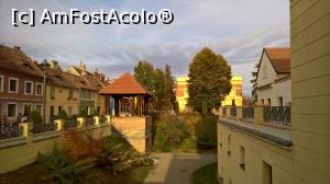 [P22] parcul de langa sala Thalia, in fundal muzeul de istorie naturala » foto by AZE
 - 
<span class="allrVoted glyphicon glyphicon-heart hidden" id="av806450"></span>
<a class="m-l-10 hidden" id="sv806450" onclick="voting_Foto_DelVot(,806450,27170)" role="button">șterge vot <span class="glyphicon glyphicon-remove"></span></a>
<a id="v9806450" class=" c-red"  onclick="voting_Foto_SetVot(806450)" role="button"><span class="glyphicon glyphicon-heart-empty"></span> <b>LIKE</b> = Votează poza</a> <img class="hidden"  id="f806450W9" src="/imagini/loader.gif" border="0" /><span class="AjErrMes hidden" id="e806450ErM"></span>