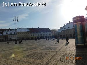 [P22] Piaţa Mare şi latura sa sudică » foto by irinad
 - 
<span class="allrVoted glyphicon glyphicon-heart hidden" id="av1148741"></span>
<a class="m-l-10 hidden" id="sv1148741" onclick="voting_Foto_DelVot(,1148741,27170)" role="button">șterge vot <span class="glyphicon glyphicon-remove"></span></a>
<a id="v91148741" class=" c-red"  onclick="voting_Foto_SetVot(1148741)" role="button"><span class="glyphicon glyphicon-heart-empty"></span> <b>LIKE</b> = Votează poza</a> <img class="hidden"  id="f1148741W9" src="/imagini/loader.gif" border="0" /><span class="AjErrMes hidden" id="e1148741ErM"></span>