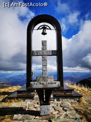 [P47] Monumentul de pe vârf » foto by cata2106
 - 
<span class="allrVoted glyphicon glyphicon-heart hidden" id="av1264171"></span>
<a class="m-l-10 hidden" id="sv1264171" onclick="voting_Foto_DelVot(,1264171,27171)" role="button">șterge vot <span class="glyphicon glyphicon-remove"></span></a>
<a id="v91264171" class=" c-red"  onclick="voting_Foto_SetVot(1264171)" role="button"><span class="glyphicon glyphicon-heart-empty"></span> <b>LIKE</b> = Votează poza</a> <img class="hidden"  id="f1264171W9" src="/imagini/loader.gif" border="0" /><span class="AjErrMes hidden" id="e1264171ErM"></span>