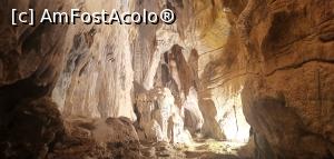 [P22] Micuța peșteră naturală de lângă Sant Josep, <strong>Cova Dels Órguens, mai mult comercială.</strong> » foto by Aurici
 - 
<span class="allrVoted glyphicon glyphicon-heart hidden" id="av1265281"></span>
<a class="m-l-10 hidden" id="sv1265281" onclick="voting_Foto_DelVot(,1265281,27180)" role="button">șterge vot <span class="glyphicon glyphicon-remove"></span></a>
<a id="v91265281" class=" c-red"  onclick="voting_Foto_SetVot(1265281)" role="button"><span class="glyphicon glyphicon-heart-empty"></span> <b>LIKE</b> = Votează poza</a> <img class="hidden"  id="f1265281W9" src="/imagini/loader.gif" border="0" /><span class="AjErrMes hidden" id="e1265281ErM"></span>
