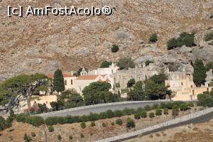 [P14] Creta, Moni Piso Preveli văzută din punctul de belvedere amenajat pe șosea, poză făcută cu obiectiv » foto by mprofeanu
 - 
<span class="allrVoted glyphicon glyphicon-heart hidden" id="av1275119"></span>
<a class="m-l-10 hidden" id="sv1275119" onclick="voting_Foto_DelVot(,1275119,27187)" role="button">șterge vot <span class="glyphicon glyphicon-remove"></span></a>
<a id="v91275119" class=" c-red"  onclick="voting_Foto_SetVot(1275119)" role="button"><span class="glyphicon glyphicon-heart-empty"></span> <b>LIKE</b> = Votează poza</a> <img class="hidden"  id="f1275119W9" src="/imagini/loader.gif" border="0" /><span class="AjErrMes hidden" id="e1275119ErM"></span>