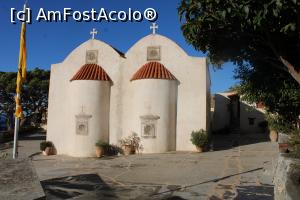[P06] Creta, Moni Piso Preveli, Biserica Sf. Ioan Botezătorul, Fațada de la răsărit, ce mult mi-au plăcut aceste biserici cu două altare! » foto by mprofeanu
 - 
<span class="allrVoted glyphicon glyphicon-heart hidden" id="av1275111"></span>
<a class="m-l-10 hidden" id="sv1275111" onclick="voting_Foto_DelVot(,1275111,27187)" role="button">șterge vot <span class="glyphicon glyphicon-remove"></span></a>
<a id="v91275111" class=" c-red"  onclick="voting_Foto_SetVot(1275111)" role="button"><span class="glyphicon glyphicon-heart-empty"></span> <b>LIKE</b> = Votează poza</a> <img class="hidden"  id="f1275111W9" src="/imagini/loader.gif" border="0" /><span class="AjErrMes hidden" id="e1275111ErM"></span>