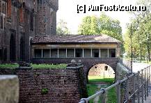 [P40] Milano, Castello Sforzesco: Ponticella, dincolo de zidurile nordice ale castelului » foto by mariana.olaru
 - 
<span class="allrVoted glyphicon glyphicon-heart hidden" id="av335699"></span>
<a class="m-l-10 hidden" id="sv335699" onclick="voting_Foto_DelVot(,335699,27191)" role="button">șterge vot <span class="glyphicon glyphicon-remove"></span></a>
<a id="v9335699" class=" c-red"  onclick="voting_Foto_SetVot(335699)" role="button"><span class="glyphicon glyphicon-heart-empty"></span> <b>LIKE</b> = Votează poza</a> <img class="hidden"  id="f335699W9" src="/imagini/loader.gif" border="0" /><span class="AjErrMes hidden" id="e335699ErM"></span>