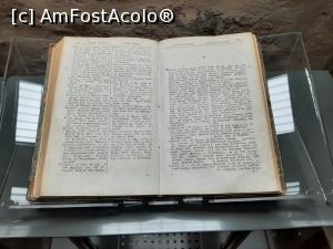 [P41] Lexiconul de la Buda, 1825 » foto by adso
 - 
<span class="allrVoted glyphicon glyphicon-heart hidden" id="av1267332"></span>
<a class="m-l-10 hidden" id="sv1267332" onclick="voting_Foto_DelVot(,1267332,27203)" role="button">șterge vot <span class="glyphicon glyphicon-remove"></span></a>
<a id="v91267332" class=" c-red"  onclick="voting_Foto_SetVot(1267332)" role="button"><span class="glyphicon glyphicon-heart-empty"></span> <b>LIKE</b> = Votează poza</a> <img class="hidden"  id="f1267332W9" src="/imagini/loader.gif" border="0" /><span class="AjErrMes hidden" id="e1267332ErM"></span>