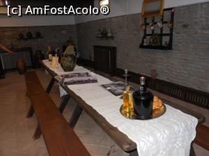 [P13] Valea Călugărească - Muzeul 'Crama 1777'. Colacul și clondirul cu vin.  » foto by iulianic
 - 
<span class="allrVoted glyphicon glyphicon-heart hidden" id="av987641"></span>
<a class="m-l-10 hidden" id="sv987641" onclick="voting_Foto_DelVot(,987641,27219)" role="button">șterge vot <span class="glyphicon glyphicon-remove"></span></a>
<a id="v9987641" class=" c-red"  onclick="voting_Foto_SetVot(987641)" role="button"><span class="glyphicon glyphicon-heart-empty"></span> <b>LIKE</b> = Votează poza</a> <img class="hidden"  id="f987641W9" src="/imagini/loader.gif" border="0" /><span class="AjErrMes hidden" id="e987641ErM"></span>