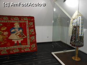 [P17] Valea Călugărească - Muzeul 'Crama 1777'. Expoziția etnografică.  » foto by iulianic
 - 
<span class="allrVoted glyphicon glyphicon-heart hidden" id="av987645"></span>
<a class="m-l-10 hidden" id="sv987645" onclick="voting_Foto_DelVot(,987645,27219)" role="button">șterge vot <span class="glyphicon glyphicon-remove"></span></a>
<a id="v9987645" class=" c-red"  onclick="voting_Foto_SetVot(987645)" role="button"><span class="glyphicon glyphicon-heart-empty"></span> <b>LIKE</b> = Votează poza</a> <img class="hidden"  id="f987645W9" src="/imagini/loader.gif" border="0" /><span class="AjErrMes hidden" id="e987645ErM"></span>