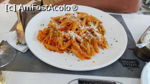 [P09] Restaurant D’Angelo - pene all’ arabbiatta » foto by Carmen Ion
 - 
<span class="allrVoted glyphicon glyphicon-heart hidden" id="av1430901"></span>
<a class="m-l-10 hidden" id="sv1430901" onclick="voting_Foto_DelVot(,1430901,27222)" role="button">șterge vot <span class="glyphicon glyphicon-remove"></span></a>
<a id="v91430901" class=" c-red"  onclick="voting_Foto_SetVot(1430901)" role="button"><span class="glyphicon glyphicon-heart-empty"></span> <b>LIKE</b> = Votează poza</a> <img class="hidden"  id="f1430901W9" src="/imagini/loader.gif" border="0" /><span class="AjErrMes hidden" id="e1430901ErM"></span>