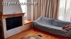 [P11] Apartamentul Phevos - livingul » foto by Carmen Ion
 - 
<span class="allrVoted glyphicon glyphicon-heart hidden" id="av1270267"></span>
<a class="m-l-10 hidden" id="sv1270267" onclick="voting_Foto_DelVot(,1270267,27226)" role="button">șterge vot <span class="glyphicon glyphicon-remove"></span></a>
<a id="v91270267" class=" c-red"  onclick="voting_Foto_SetVot(1270267)" role="button"><span class="glyphicon glyphicon-heart-empty"></span> <b>LIKE</b> = Votează poza</a> <img class="hidden"  id="f1270267W9" src="/imagini/loader.gif" border="0" /><span class="AjErrMes hidden" id="e1270267ErM"></span>