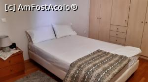 [P23] Apartamentul Phevos - dormitorul » foto by Carmen Ion
 - 
<span class="allrVoted glyphicon glyphicon-heart hidden" id="av1270279"></span>
<a class="m-l-10 hidden" id="sv1270279" onclick="voting_Foto_DelVot(,1270279,27226)" role="button">șterge vot <span class="glyphicon glyphicon-remove"></span></a>
<a id="v91270279" class=" c-red"  onclick="voting_Foto_SetVot(1270279)" role="button"><span class="glyphicon glyphicon-heart-empty"></span> <b>LIKE</b> = Votează poza</a> <img class="hidden"  id="f1270279W9" src="/imagini/loader.gif" border="0" /><span class="AjErrMes hidden" id="e1270279ErM"></span>