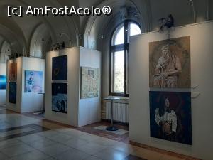 [P30] Expoziția Facultății de Arte Vizuale » foto by adso
 - 
<span class="allrVoted glyphicon glyphicon-heart hidden" id="av1262331"></span>
<a class="m-l-10 hidden" id="sv1262331" onclick="voting_Foto_DelVot(,1262331,27230)" role="button">șterge vot <span class="glyphicon glyphicon-remove"></span></a>
<a id="v91262331" class=" c-red"  onclick="voting_Foto_SetVot(1262331)" role="button"><span class="glyphicon glyphicon-heart-empty"></span> <b>LIKE</b> = Votează poza</a> <img class="hidden"  id="f1262331W9" src="/imagini/loader.gif" border="0" /><span class="AjErrMes hidden" id="e1262331ErM"></span>