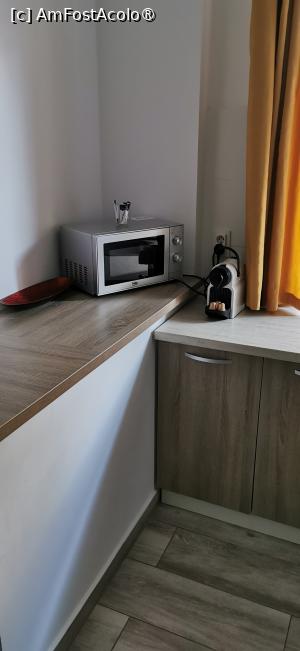 [P08] Cuptorul cu microunde + expressorul de cafea. » foto by ⭐ValentinB_88⭐
 - 
<span class="allrVoted glyphicon glyphicon-heart hidden" id="av1427136"></span>
<a class="m-l-10 hidden" id="sv1427136" onclick="voting_Foto_DelVot(,1427136,27243)" role="button">șterge vot <span class="glyphicon glyphicon-remove"></span></a>
<a id="v91427136" class=" c-red"  onclick="voting_Foto_SetVot(1427136)" role="button"><span class="glyphicon glyphicon-heart-empty"></span> <b>LIKE</b> = Votează poza</a> <img class="hidden"  id="f1427136W9" src="/imagini/loader.gif" border="0" /><span class="AjErrMes hidden" id="e1427136ErM"></span>