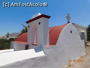 [P14] Bisericuţă din Agia Marina » foto by irinad
 - 
<span class="allrVoted glyphicon glyphicon-heart hidden" id="av1273573"></span>
<a class="m-l-10 hidden" id="sv1273573" onclick="voting_Foto_DelVot(,1273573,27259)" role="button">șterge vot <span class="glyphicon glyphicon-remove"></span></a>
<a id="v91273573" class=" c-red"  onclick="voting_Foto_SetVot(1273573)" role="button"><span class="glyphicon glyphicon-heart-empty"></span> <b>LIKE</b> = Votează poza</a> <img class="hidden"  id="f1273573W9" src="/imagini/loader.gif" border="0" /><span class="AjErrMes hidden" id="e1273573ErM"></span>