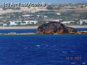 [P54] Epava de lângă ţărmul insulei  Karpathos » foto by irinad
 - 
<span class="allrVoted glyphicon glyphicon-heart hidden" id="av1273613"></span>
<a class="m-l-10 hidden" id="sv1273613" onclick="voting_Foto_DelVot(,1273613,27259)" role="button">șterge vot <span class="glyphicon glyphicon-remove"></span></a>
<a id="v91273613" class=" c-red"  onclick="voting_Foto_SetVot(1273613)" role="button"><span class="glyphicon glyphicon-heart-empty"></span> <b>LIKE</b> = Votează poza</a> <img class="hidden"  id="f1273613W9" src="/imagini/loader.gif" border="0" /><span class="AjErrMes hidden" id="e1273613ErM"></span>