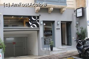 [P03] Sliema, Hotel Mr. Todd, Intrările în Garaj, Cafenea și Hotel » foto by mprofeanu
 - 
<span class="allrVoted glyphicon glyphicon-heart hidden" id="av1273923"></span>
<a class="m-l-10 hidden" id="sv1273923" onclick="voting_Foto_DelVot(,1273923,27269)" role="button">șterge vot <span class="glyphicon glyphicon-remove"></span></a>
<a id="v91273923" class=" c-red"  onclick="voting_Foto_SetVot(1273923)" role="button"><span class="glyphicon glyphicon-heart-empty"></span> <b>LIKE</b> = Votează poza</a> <img class="hidden"  id="f1273923W9" src="/imagini/loader.gif" border="0" /><span class="AjErrMes hidden" id="e1273923ErM"></span>