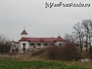 [P08] Mănăstirea „Sf. Treime” - Drăgănești-Vlașca.  » foto by tata123 🔱
 - 
<span class="allrVoted glyphicon glyphicon-heart hidden" id="av700700"></span>
<a class="m-l-10 hidden" id="sv700700" onclick="voting_Foto_DelVot(,700700,27275)" role="button">șterge vot <span class="glyphicon glyphicon-remove"></span></a>
<a id="v9700700" class=" c-red"  onclick="voting_Foto_SetVot(700700)" role="button"><span class="glyphicon glyphicon-heart-empty"></span> <b>LIKE</b> = Votează poza</a> <img class="hidden"  id="f700700W9" src="/imagini/loader.gif" border="0" /><span class="AjErrMes hidden" id="e700700ErM"></span>