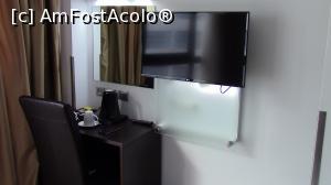[P22] Oglinda, Tv plat, birou, scaun si cana electrica pentru ceai si cafea. Strictul necesar ! » foto by ovidiuyepi
 - 
<span class="allrVoted glyphicon glyphicon-heart hidden" id="av1275220"></span>
<a class="m-l-10 hidden" id="sv1275220" onclick="voting_Foto_DelVot(,1275220,27279)" role="button">șterge vot <span class="glyphicon glyphicon-remove"></span></a>
<a id="v91275220" class=" c-red"  onclick="voting_Foto_SetVot(1275220)" role="button"><span class="glyphicon glyphicon-heart-empty"></span> <b>LIKE</b> = Votează poza</a> <img class="hidden"  id="f1275220W9" src="/imagini/loader.gif" border="0" /><span class="AjErrMes hidden" id="e1275220ErM"></span>