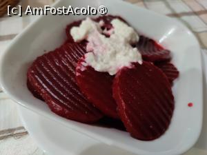 [P23] Restaurant Veverița - papa bun » foto by crismis
 - 
<span class="allrVoted glyphicon glyphicon-heart hidden" id="av1391772"></span>
<a class="m-l-10 hidden" id="sv1391772" onclick="voting_Foto_DelVot(,1391772,27280)" role="button">șterge vot <span class="glyphicon glyphicon-remove"></span></a>
<a id="v91391772" class=" c-red"  onclick="voting_Foto_SetVot(1391772)" role="button"><span class="glyphicon glyphicon-heart-empty"></span> <b>LIKE</b> = Votează poza</a> <img class="hidden"  id="f1391772W9" src="/imagini/loader.gif" border="0" /><span class="AjErrMes hidden" id="e1391772ErM"></span>