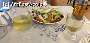 [P60] Taverna Pelagos, Pigadia, choriatiki şi vin » foto by irinad
 - 
<span class="allrVoted glyphicon glyphicon-heart hidden" id="av1276471"></span>
<a class="m-l-10 hidden" id="sv1276471" onclick="voting_Foto_DelVot(,1276471,27289)" role="button">șterge vot <span class="glyphicon glyphicon-remove"></span></a>
<a id="v91276471" class=" c-red"  onclick="voting_Foto_SetVot(1276471)" role="button"><span class="glyphicon glyphicon-heart-empty"></span> <b>LIKE</b> = Votează poza</a> <img class="hidden"  id="f1276471W9" src="/imagini/loader.gif" border="0" /><span class="AjErrMes hidden" id="e1276471ErM"></span>