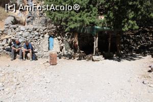 [P37] Creta, Cheile Imbros, Popasul de la jumătatea drumului, un loc amenajat umbros, nu am găsit apă.... » foto by mprofeanu
 - 
<span class="allrVoted glyphicon glyphicon-heart hidden" id="av1276643"></span>
<a class="m-l-10 hidden" id="sv1276643" onclick="voting_Foto_DelVot(,1276643,27290)" role="button">șterge vot <span class="glyphicon glyphicon-remove"></span></a>
<a id="v91276643" class=" c-red"  onclick="voting_Foto_SetVot(1276643)" role="button"><span class="glyphicon glyphicon-heart-empty"></span> <b>LIKE</b> = Votează poza</a> <img class="hidden"  id="f1276643W9" src="/imagini/loader.gif" border="0" /><span class="AjErrMes hidden" id="e1276643ErM"></span>