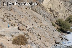 [P53] Creta, Traseul E4, Poteca coboară acum mai lent, se vede puțin și plaja în dreapta... » foto by mprofeanu
 - 
<span class="allrVoted glyphicon glyphicon-heart hidden" id="av1277006"></span>
<a class="m-l-10 hidden" id="sv1277006" onclick="voting_Foto_DelVot(,1277006,27290)" role="button">șterge vot <span class="glyphicon glyphicon-remove"></span></a>
<a id="v91277006" class=" c-red"  onclick="voting_Foto_SetVot(1277006)" role="button"><span class="glyphicon glyphicon-heart-empty"></span> <b>LIKE</b> = Votează poza</a> <img class="hidden"  id="f1277006W9" src="/imagini/loader.gif" border="0" /><span class="AjErrMes hidden" id="e1277006ErM"></span>