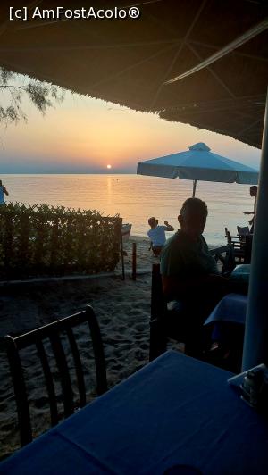 [P26] Apus de soare la taverna O Lakis » foto by Carmen Ion
 - 
<span class="allrVoted glyphicon glyphicon-heart hidden" id="av1377933"></span>
<a class="m-l-10 hidden" id="sv1377933" onclick="voting_Foto_DelVot(,1377933,27299)" role="button">șterge vot <span class="glyphicon glyphicon-remove"></span></a>
<a id="v91377933" class=" c-red"  onclick="voting_Foto_SetVot(1377933)" role="button"><span class="glyphicon glyphicon-heart-empty"></span> <b>LIKE</b> = Votează poza</a> <img class="hidden"  id="f1377933W9" src="/imagini/loader.gif" border="0" /><span class="AjErrMes hidden" id="e1377933ErM"></span>