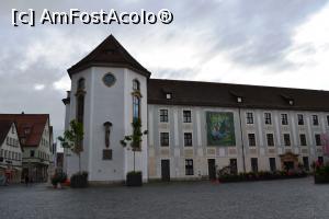 [P14] 3 în 1 -Muzeu,galerie și sală de festivități în Schwäbisch Gmünd » foto by AZE
 - 
<span class="allrVoted glyphicon glyphicon-heart hidden" id="av1278464"></span>
<a class="m-l-10 hidden" id="sv1278464" onclick="voting_Foto_DelVot(,1278464,27301)" role="button">șterge vot <span class="glyphicon glyphicon-remove"></span></a>
<a id="v91278464" class=" c-red"  onclick="voting_Foto_SetVot(1278464)" role="button"><span class="glyphicon glyphicon-heart-empty"></span> <b>LIKE</b> = Votează poza</a> <img class="hidden"  id="f1278464W9" src="/imagini/loader.gif" border="0" /><span class="AjErrMes hidden" id="e1278464ErM"></span>