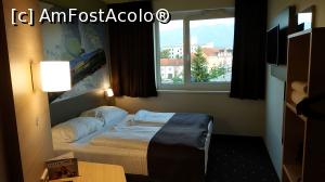[P29] camera hotel » foto by elenaadina
 - 
<span class="allrVoted glyphicon glyphicon-heart hidden" id="av1386094"></span>
<a class="m-l-10 hidden" id="sv1386094" onclick="voting_Foto_DelVot(,1386094,27311)" role="button">șterge vot <span class="glyphicon glyphicon-remove"></span></a>
<a id="v91386094" class=" c-red"  onclick="voting_Foto_SetVot(1386094)" role="button"><span class="glyphicon glyphicon-heart-empty"></span> <b>LIKE</b> = Votează poza</a> <img class="hidden"  id="f1386094W9" src="/imagini/loader.gif" border="0" /><span class="AjErrMes hidden" id="e1386094ErM"></span>