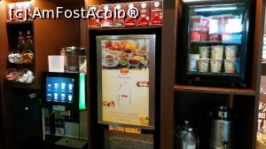 [P38] automat de cafea si sucuri » foto by elenaadina
 - 
<span class="allrVoted glyphicon glyphicon-heart hidden" id="av1386103"></span>
<a class="m-l-10 hidden" id="sv1386103" onclick="voting_Foto_DelVot(,1386103,27311)" role="button">șterge vot <span class="glyphicon glyphicon-remove"></span></a>
<a id="v91386103" class=" c-red"  onclick="voting_Foto_SetVot(1386103)" role="button"><span class="glyphicon glyphicon-heart-empty"></span> <b>LIKE</b> = Votează poza</a> <img class="hidden"  id="f1386103W9" src="/imagini/loader.gif" border="0" /><span class="AjErrMes hidden" id="e1386103ErM"></span>