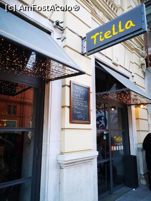 [P05] Ristorante Tiella » foto by crismis
 - 
<span class="allrVoted glyphicon glyphicon-heart hidden" id="av1279047"></span>
<a class="m-l-10 hidden" id="sv1279047" onclick="voting_Foto_DelVot(,1279047,27318)" role="button">șterge vot <span class="glyphicon glyphicon-remove"></span></a>
<a id="v91279047" class=" c-red"  onclick="voting_Foto_SetVot(1279047)" role="button"><span class="glyphicon glyphicon-heart-empty"></span> <b>LIKE</b> = Votează poza</a> <img class="hidden"  id="f1279047W9" src="/imagini/loader.gif" border="0" /><span class="AjErrMes hidden" id="e1279047ErM"></span>