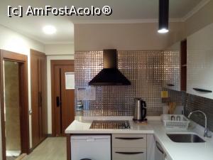 [P17] Chicineta, intrarea in apartament si in baie » foto by Yoda
 - 
<span class="allrVoted glyphicon glyphicon-heart hidden" id="av1279667"></span>
<a class="m-l-10 hidden" id="sv1279667" onclick="voting_Foto_DelVot(,1279667,27331)" role="button">șterge vot <span class="glyphicon glyphicon-remove"></span></a>
<a id="v91279667" class=" c-red"  onclick="voting_Foto_SetVot(1279667)" role="button"><span class="glyphicon glyphicon-heart-empty"></span> <b>LIKE</b> = Votează poza</a> <img class="hidden"  id="f1279667W9" src="/imagini/loader.gif" border="0" /><span class="AjErrMes hidden" id="e1279667ErM"></span>