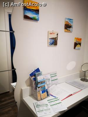 [P07] Holul dintre camere și măsuța cu materiale informative » foto by crismis
 - 
<span class="allrVoted glyphicon glyphicon-heart hidden" id="av1280142"></span>
<a class="m-l-10 hidden" id="sv1280142" onclick="voting_Foto_DelVot(,1280142,27339)" role="button">șterge vot <span class="glyphicon glyphicon-remove"></span></a>
<a id="v91280142" class=" c-red"  onclick="voting_Foto_SetVot(1280142)" role="button"><span class="glyphicon glyphicon-heart-empty"></span> <b>LIKE</b> = Votează poza</a> <img class="hidden"  id="f1280142W9" src="/imagini/loader.gif" border="0" /><span class="AjErrMes hidden" id="e1280142ErM"></span>