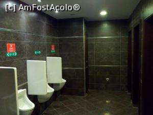[P37] Toaleta de la restaurant » foto by Yoda
 - 
<span class="allrVoted glyphicon glyphicon-heart hidden" id="av1280471"></span>
<a class="m-l-10 hidden" id="sv1280471" onclick="voting_Foto_DelVot(,1280471,27341)" role="button">șterge vot <span class="glyphicon glyphicon-remove"></span></a>
<a id="v91280471" class=" c-red"  onclick="voting_Foto_SetVot(1280471)" role="button"><span class="glyphicon glyphicon-heart-empty"></span> <b>LIKE</b> = Votează poza</a> <img class="hidden"  id="f1280471W9" src="/imagini/loader.gif" border="0" /><span class="AjErrMes hidden" id="e1280471ErM"></span>