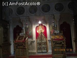 [P04] Tâmpla de piatră, se zice sculptata de ctitor, si usile imparatesti, tot dupa schitele lui.  » foto by elviramvio
 - 
<span class="allrVoted glyphicon glyphicon-heart hidden" id="av811142"></span>
<a class="m-l-10 hidden" id="sv811142" onclick="voting_Foto_DelVot(,811142,27353)" role="button">șterge vot <span class="glyphicon glyphicon-remove"></span></a>
<a id="v9811142" class=" c-red"  onclick="voting_Foto_SetVot(811142)" role="button"><span class="glyphicon glyphicon-heart-empty"></span> <b>LIKE</b> = Votează poza</a> <img class="hidden"  id="f811142W9" src="/imagini/loader.gif" border="0" /><span class="AjErrMes hidden" id="e811142ErM"></span>