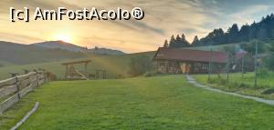[P49] Sălașuri de unde puteam cumpăra produse eco. » foto by Aurici
 - 
<span class="allrVoted glyphicon glyphicon-heart hidden" id="av1283202"></span>
<a class="m-l-10 hidden" id="sv1283202" onclick="voting_Foto_DelVot(,1283202,27355)" role="button">șterge vot <span class="glyphicon glyphicon-remove"></span></a>
<a id="v91283202" class=" c-red"  onclick="voting_Foto_SetVot(1283202)" role="button"><span class="glyphicon glyphicon-heart-empty"></span> <b>LIKE</b> = Votează poza</a> <img class="hidden"  id="f1283202W9" src="/imagini/loader.gif" border="0" /><span class="AjErrMes hidden" id="e1283202ErM"></span>