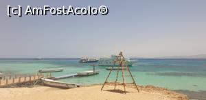 [P40] Marea Rosie vazuta de pe Insula paradisului. » foto by Lisa
 - 
<span class="allrVoted glyphicon glyphicon-heart hidden" id="av1281696"></span>
<a class="m-l-10 hidden" id="sv1281696" onclick="voting_Foto_DelVot(,1281696,27357)" role="button">șterge vot <span class="glyphicon glyphicon-remove"></span></a>
<a id="v91281696" class=" c-red"  onclick="voting_Foto_SetVot(1281696)" role="button"><span class="glyphicon glyphicon-heart-empty"></span> <b>LIKE</b> = Votează poza</a> <img class="hidden"  id="f1281696W9" src="/imagini/loader.gif" border="0" /><span class="AjErrMes hidden" id="e1281696ErM"></span>