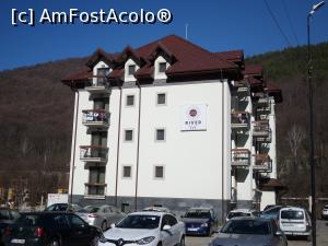 [P01] Hotel River din Căciulata. » foto by Safta Radu
 - 
<span class="allrVoted glyphicon glyphicon-heart hidden" id="av1282274"></span>
<a class="m-l-10 hidden" id="sv1282274" onclick="voting_Foto_DelVot(,1282274,27363)" role="button">șterge vot <span class="glyphicon glyphicon-remove"></span></a>
<a id="v91282274" class=" c-red"  onclick="voting_Foto_SetVot(1282274)" role="button"><span class="glyphicon glyphicon-heart-empty"></span> <b>LIKE</b> = Votează poza</a> <img class="hidden"  id="f1282274W9" src="/imagini/loader.gif" border="0" /><span class="AjErrMes hidden" id="e1282274ErM"></span>