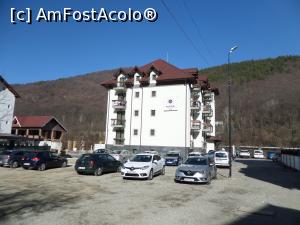 [P14] Hotel River, de la distanță. » foto by Safta Radu
 - 
<span class="allrVoted glyphicon glyphicon-heart hidden" id="av1282287"></span>
<a class="m-l-10 hidden" id="sv1282287" onclick="voting_Foto_DelVot(,1282287,27363)" role="button">șterge vot <span class="glyphicon glyphicon-remove"></span></a>
<a id="v91282287" class=" c-red"  onclick="voting_Foto_SetVot(1282287)" role="button"><span class="glyphicon glyphicon-heart-empty"></span> <b>LIKE</b> = Votează poza</a> <img class="hidden"  id="f1282287W9" src="/imagini/loader.gif" border="0" /><span class="AjErrMes hidden" id="e1282287ErM"></span>
