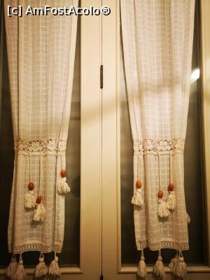 [P18] Perdelele ferestrei băii mici » foto by crismis
 - 
<span class="allrVoted glyphicon glyphicon-heart hidden" id="av1282864"></span>
<a class="m-l-10 hidden" id="sv1282864" onclick="voting_Foto_DelVot(,1282864,27369)" role="button">șterge vot <span class="glyphicon glyphicon-remove"></span></a>
<a id="v91282864" class=" c-red"  onclick="voting_Foto_SetVot(1282864)" role="button"><span class="glyphicon glyphicon-heart-empty"></span> <b>LIKE</b> = Votează poza</a> <img class="hidden"  id="f1282864W9" src="/imagini/loader.gif" border="0" /><span class="AjErrMes hidden" id="e1282864ErM"></span>