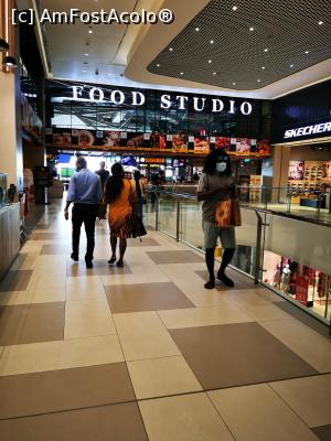 [P90] Colombo City Center Mall » foto by cata2106
 - 
<span class="allrVoted glyphicon glyphicon-heart hidden" id="av1284646"></span>
<a class="m-l-10 hidden" id="sv1284646" onclick="voting_Foto_DelVot(,1284646,27382)" role="button">șterge vot <span class="glyphicon glyphicon-remove"></span></a>
<a id="v91284646" class=" c-red"  onclick="voting_Foto_SetVot(1284646)" role="button"><span class="glyphicon glyphicon-heart-empty"></span> <b>LIKE</b> = Votează poza</a> <img class="hidden"  id="f1284646W9" src="/imagini/loader.gif" border="0" /><span class="AjErrMes hidden" id="e1284646ErM"></span>