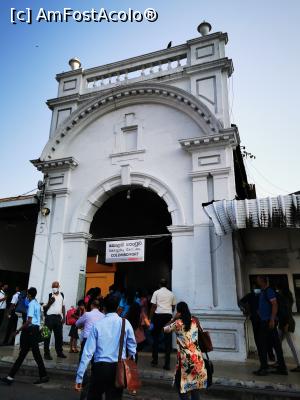 [P94] Colombo Fort Train Station » foto by cata2106
 - 
<span class="allrVoted glyphicon glyphicon-heart hidden" id="av1284650"></span>
<a class="m-l-10 hidden" id="sv1284650" onclick="voting_Foto_DelVot(,1284650,27382)" role="button">șterge vot <span class="glyphicon glyphicon-remove"></span></a>
<a id="v91284650" class=" c-red"  onclick="voting_Foto_SetVot(1284650)" role="button"><span class="glyphicon glyphicon-heart-empty"></span> <b>LIKE</b> = Votează poza</a> <img class="hidden"  id="f1284650W9" src="/imagini/loader.gif" border="0" /><span class="AjErrMes hidden" id="e1284650ErM"></span>