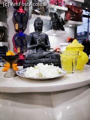 [P46] Pe străzile din Udawalawe » foto by cata2106
 - 
<span class="allrVoted glyphicon glyphicon-heart hidden" id="av1287812"></span>
<a class="m-l-10 hidden" id="sv1287812" onclick="voting_Foto_DelVot(,1287812,27399)" role="button">șterge vot <span class="glyphicon glyphicon-remove"></span></a>
<a id="v91287812" class=" c-red"  onclick="voting_Foto_SetVot(1287812)" role="button"><span class="glyphicon glyphicon-heart-empty"></span> <b>LIKE</b> = Votează poza</a> <img class="hidden"  id="f1287812W9" src="/imagini/loader.gif" border="0" /><span class="AjErrMes hidden" id="e1287812ErM"></span>