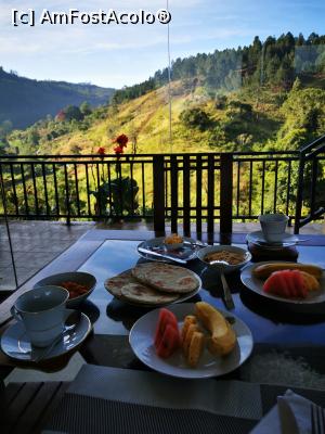 [P27] Mic dejun cu vedere » foto by cata2106
 - 
<span class="allrVoted glyphicon glyphicon-heart hidden" id="av1289629"></span>
<a class="m-l-10 hidden" id="sv1289629" onclick="voting_Foto_DelVot(,1289629,27411)" role="button">șterge vot <span class="glyphicon glyphicon-remove"></span></a>
<a id="v91289629" class=" c-red"  onclick="voting_Foto_SetVot(1289629)" role="button"><span class="glyphicon glyphicon-heart-empty"></span> <b>LIKE</b> = Votează poza</a> <img class="hidden"  id="f1289629W9" src="/imagini/loader.gif" border="0" /><span class="AjErrMes hidden" id="e1289629ErM"></span>