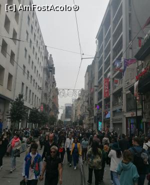 [P03] Pe strada Istiklal! Foarte aglomerat » foto by M'Liviu
 - 
<span class="allrVoted glyphicon glyphicon-heart hidden" id="av1292570"></span>
<a class="m-l-10 hidden" id="sv1292570" onclick="voting_Foto_DelVot(,1292570,27427)" role="button">șterge vot <span class="glyphicon glyphicon-remove"></span></a>
<a id="v91292570" class=" c-red"  onclick="voting_Foto_SetVot(1292570)" role="button"><span class="glyphicon glyphicon-heart-empty"></span> <b>LIKE</b> = Votează poza</a> <img class="hidden"  id="f1292570W9" src="/imagini/loader.gif" border="0" /><span class="AjErrMes hidden" id="e1292570ErM"></span>