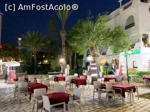 [P26] Restaurant în port » foto by AZE
 - 
<span class="allrVoted glyphicon glyphicon-heart hidden" id="av1317916"></span>
<a class="m-l-10 hidden" id="sv1317916" onclick="voting_Foto_DelVot(,1317916,27433)" role="button">șterge vot <span class="glyphicon glyphicon-remove"></span></a>
<a id="v91317916" class=" c-red"  onclick="voting_Foto_SetVot(1317916)" role="button"><span class="glyphicon glyphicon-heart-empty"></span> <b>LIKE</b> = Votează poza</a> <img class="hidden"  id="f1317916W9" src="/imagini/loader.gif" border="0" /><span class="AjErrMes hidden" id="e1317916ErM"></span>